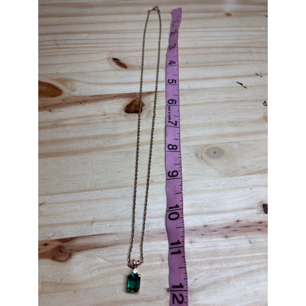 Avon Gold Chain Necklace Jade Green Pendant Fashion Jewelry - Picture 7 of 10